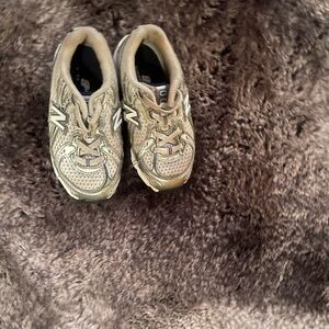 New Balance Kids Beige Sneakers